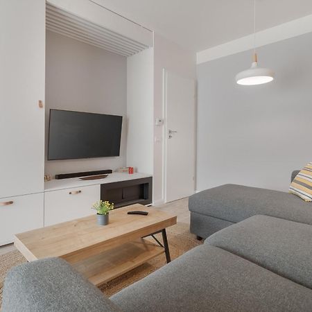 Narnia Apartment Oradea Exterior foto